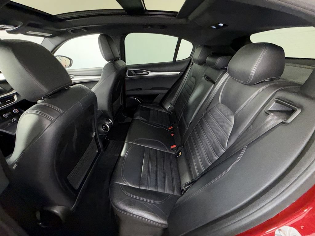 Used 2018 Alfa Romeo Stelvio Ti Sport AWD/4WD image 24