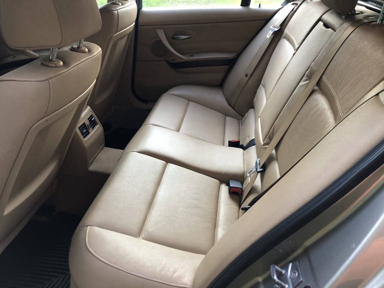 Used 2012 BMW 328i xDrive Wagon image 12