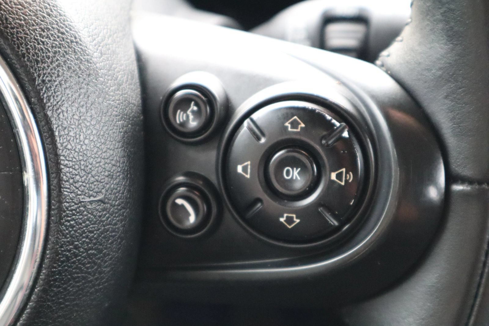 Used 2015 MINI Cooper S FWD image 27
