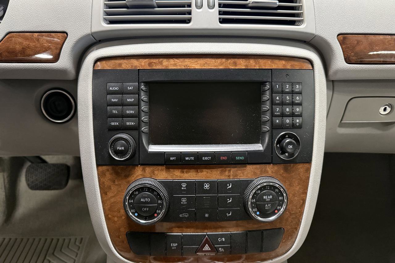 Used 2007 Mercedes-Benz R 350 4MATIC image 98