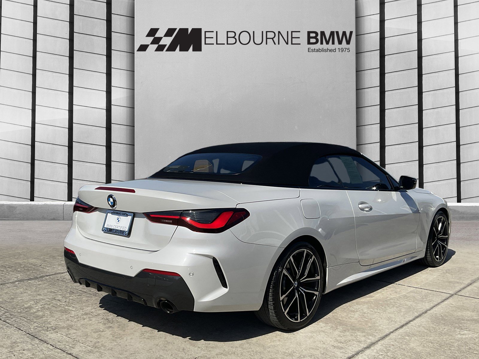 Certified 2023 BMW 430i Convertible w/ M Sport Package image 4
