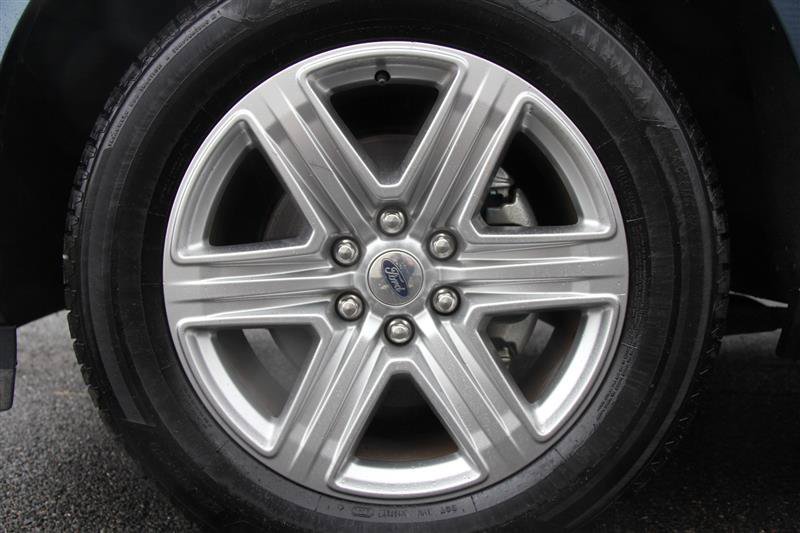 Used 2020 Ford Expedition Max XLT w/ Equipment Group 202A AWD/4WD image 16