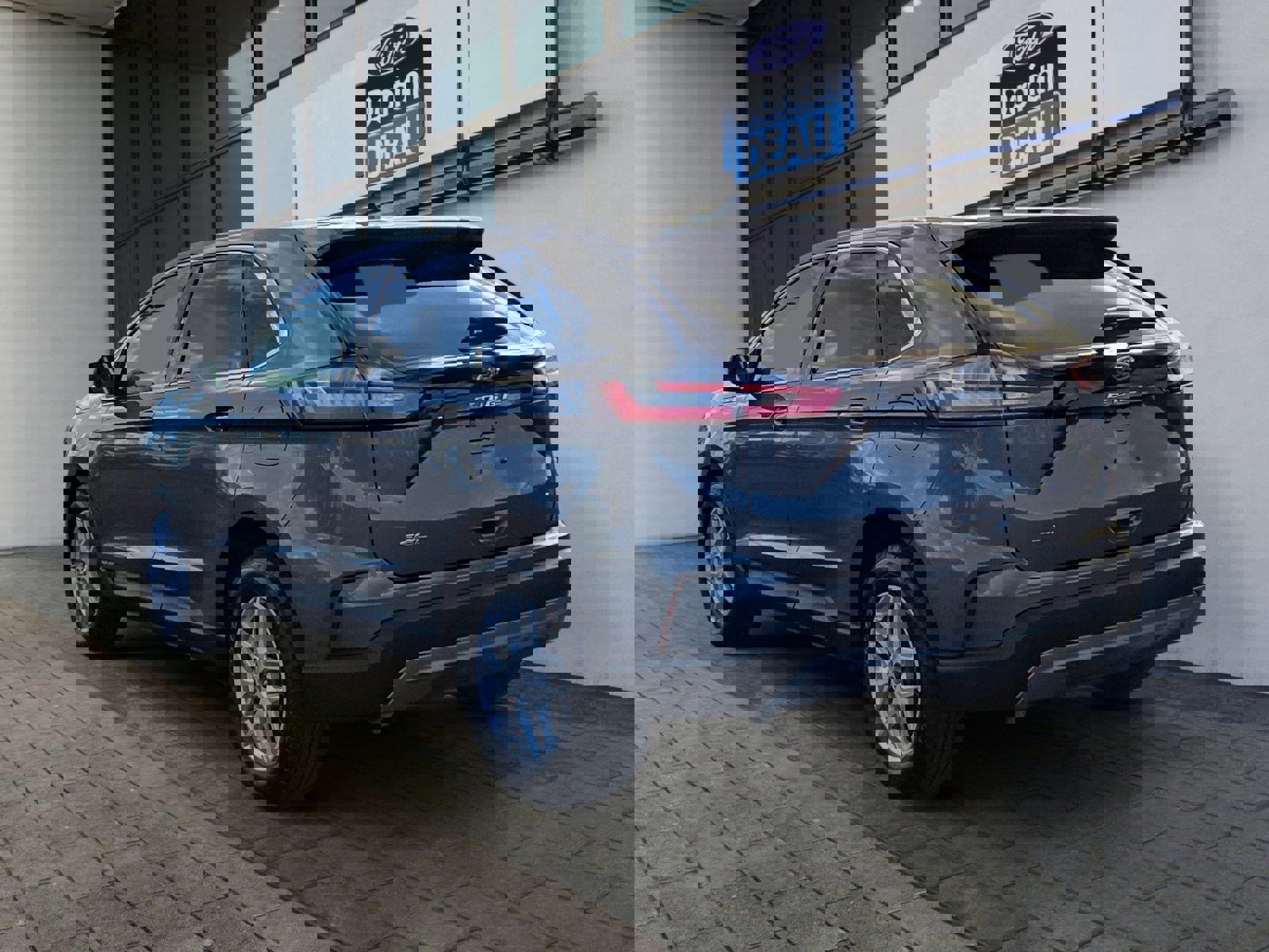 Certified 2022 Ford Edge SEL w/ Convenience Package image 5