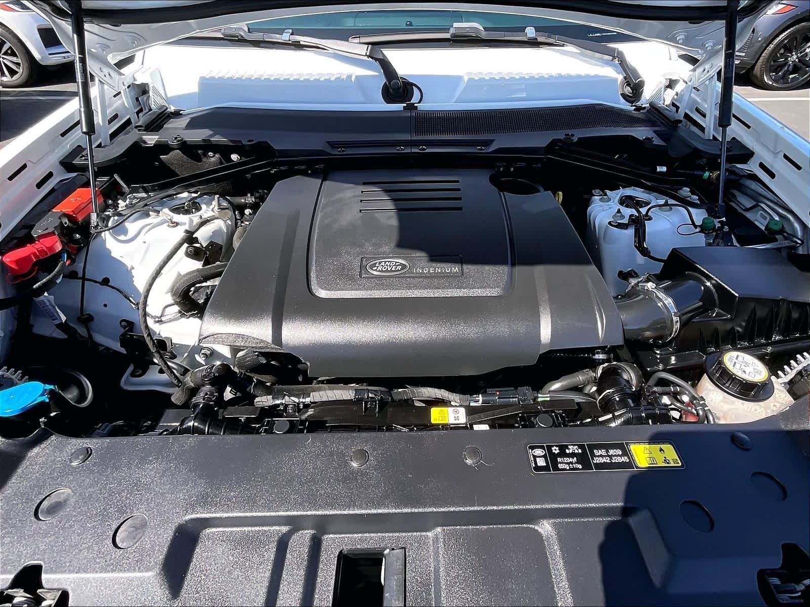 Used 2023 Land Rover Defender 110 S image 11