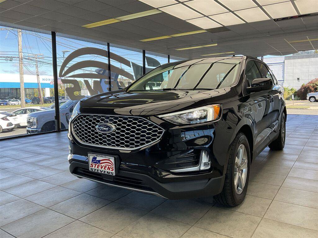 Used 2023 Ford Edge SEL w/ Convenience Package AWD/4WD image 3