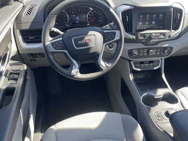Used 2024 GMC Terrain SLE w/ Driver Convenience Package AWD/4WD image 15