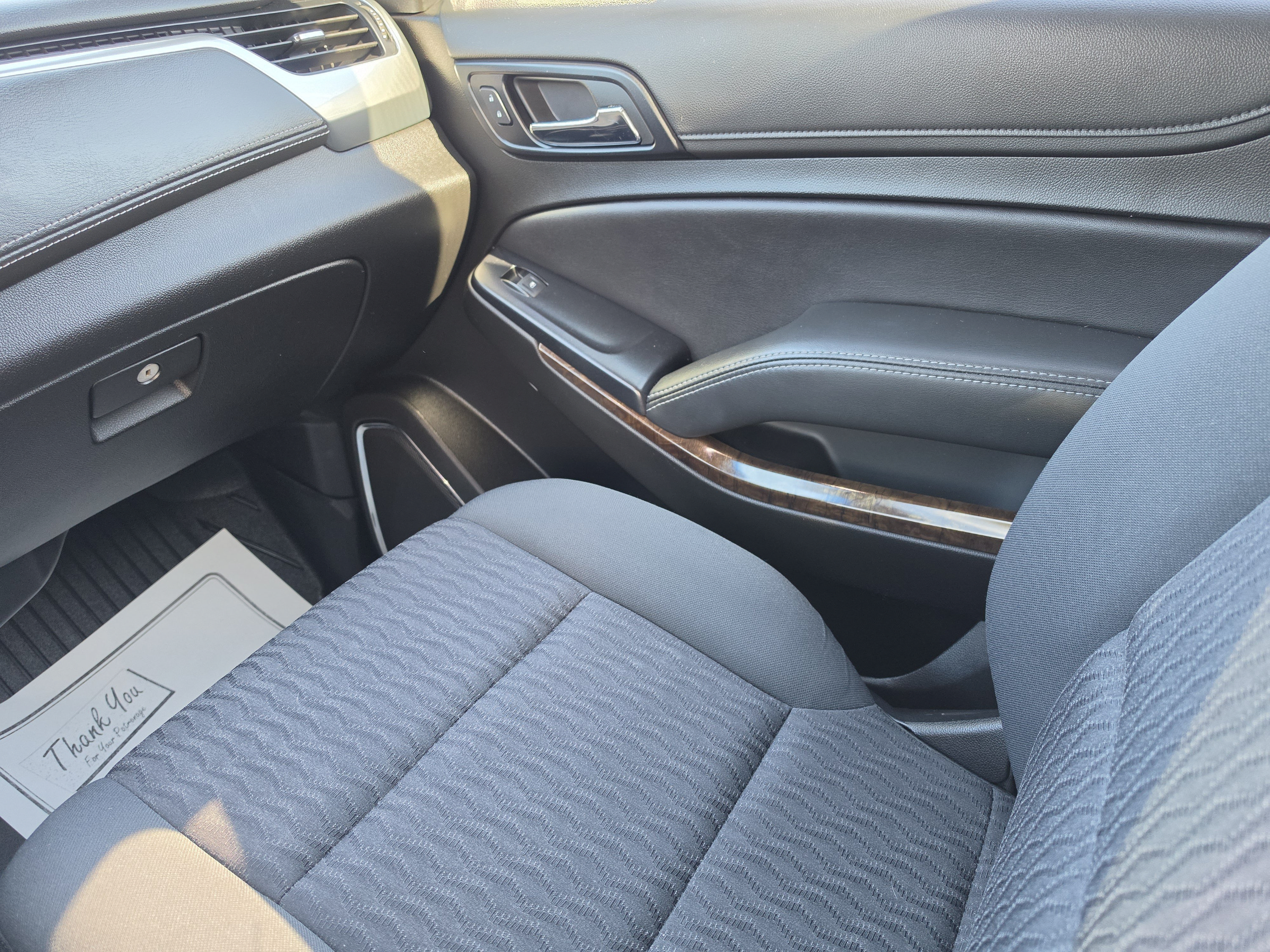 Used 2019 Chevrolet Tahoe LS w/ Enhanced Driver Alert Package RWD image 21