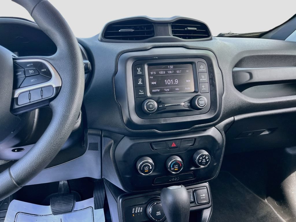 Used 2019 Jeep Renegade Sport AWD/4WD image 14