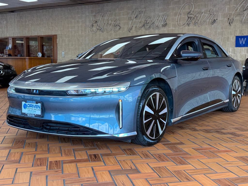 Used 2025 Lucid Air Touring AWD/4WD image 4