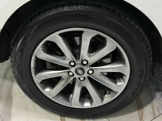 Used 2016 Land Rover Range Rover image 81