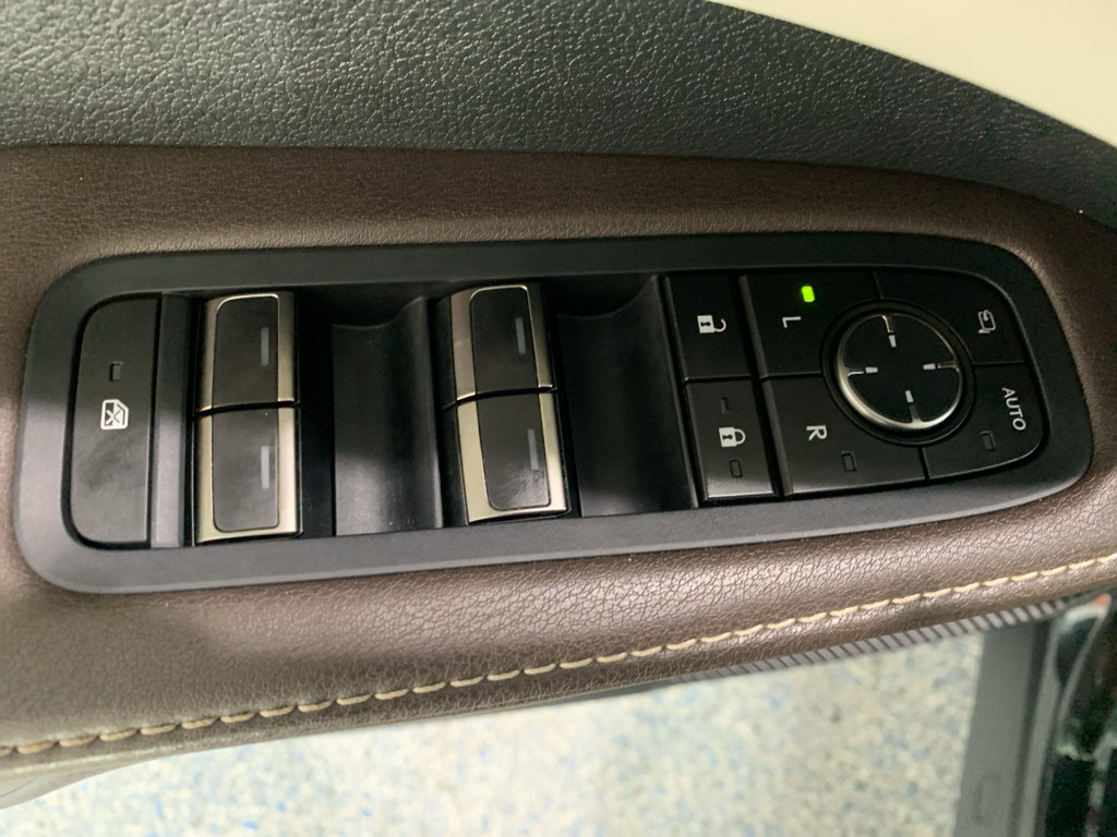 Used 2023 Lexus RX 350 Premium w/ Accessory Package (Z1) AWD/4WD image 28