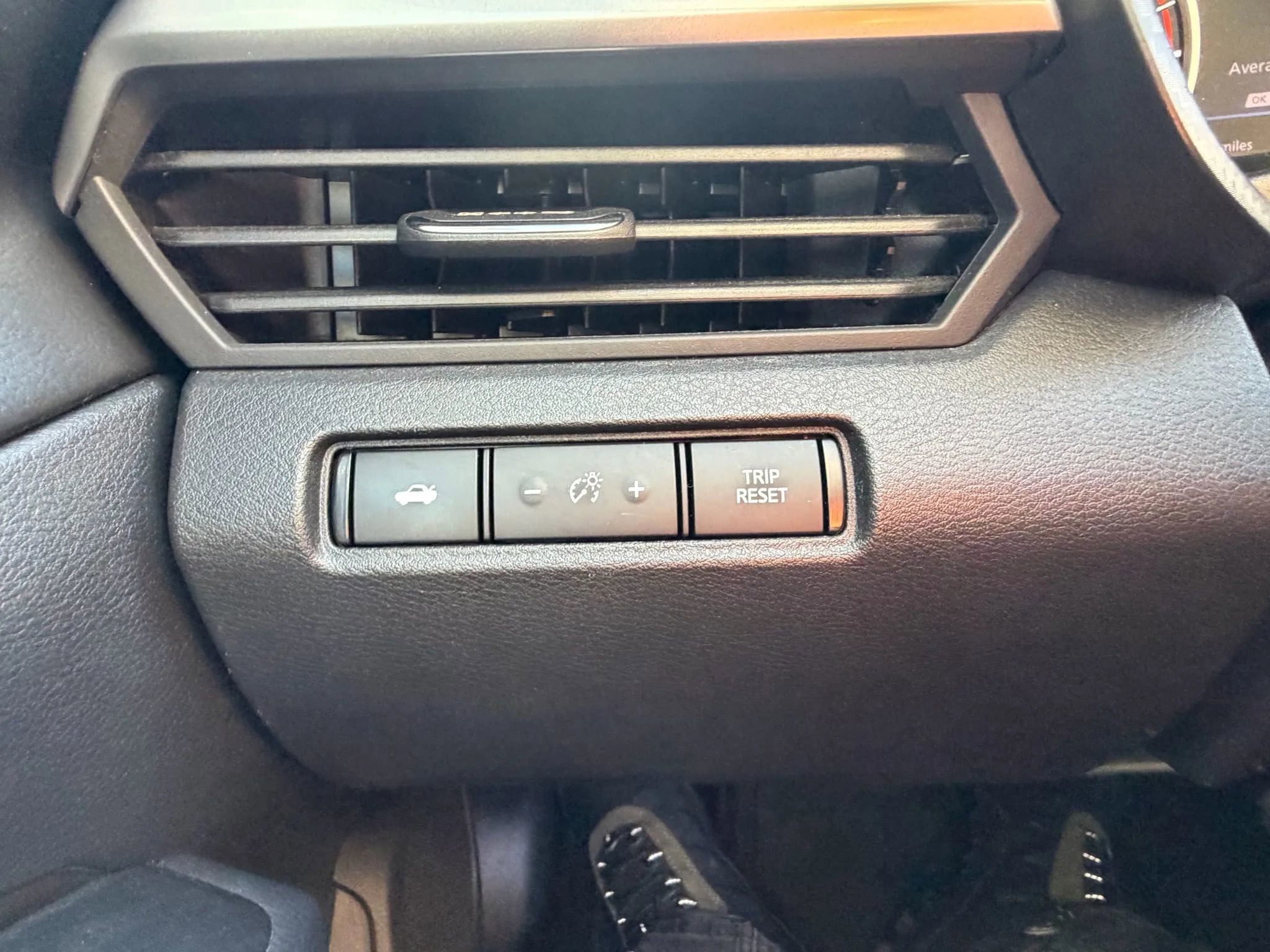 Used 2019 Nissan Altima 2.5 SR image 17