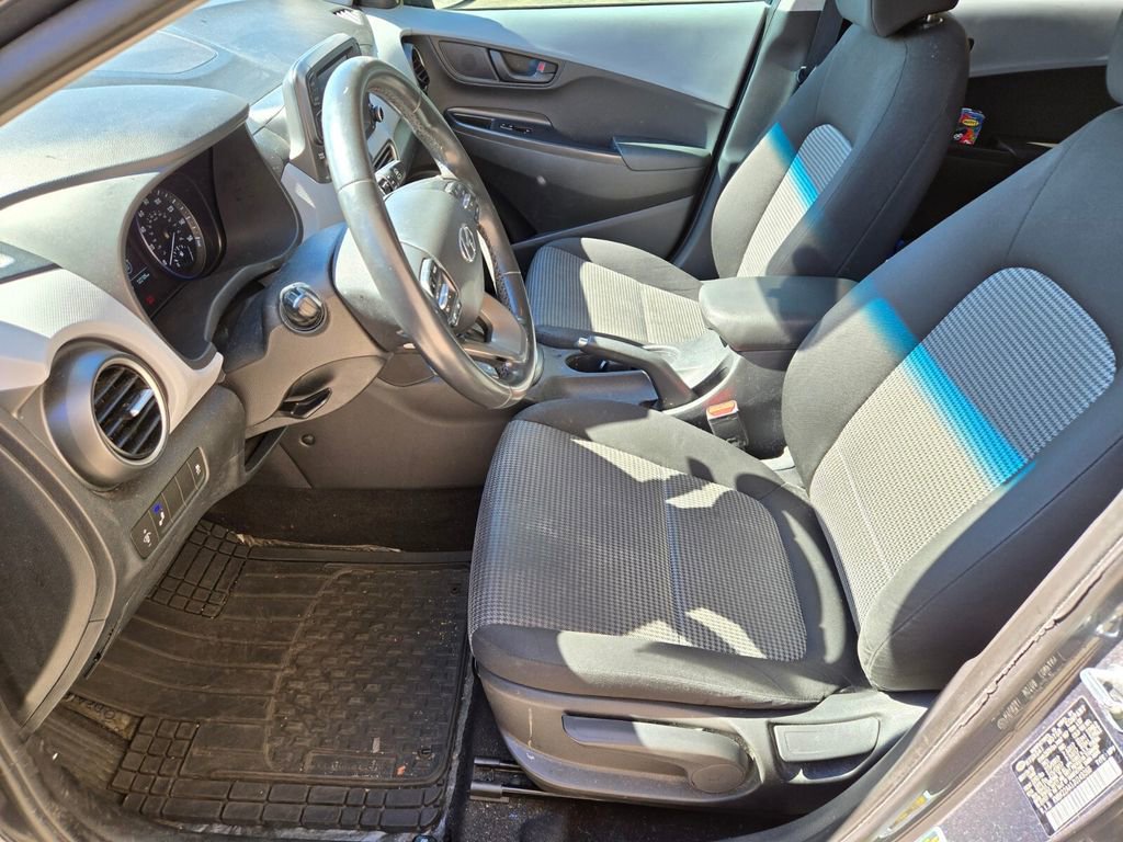 Used 2018 Hyundai Kona SEL FWD image 6