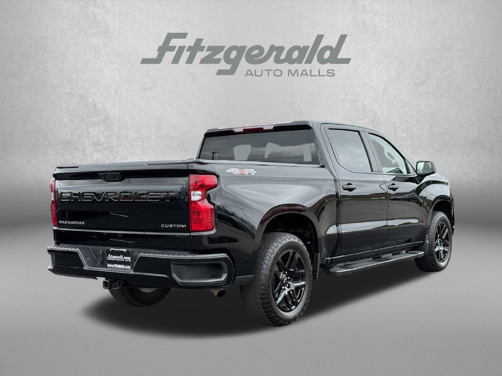 Used 2023 Chevrolet Silverado 1500 Custom AWD/4WD image 10