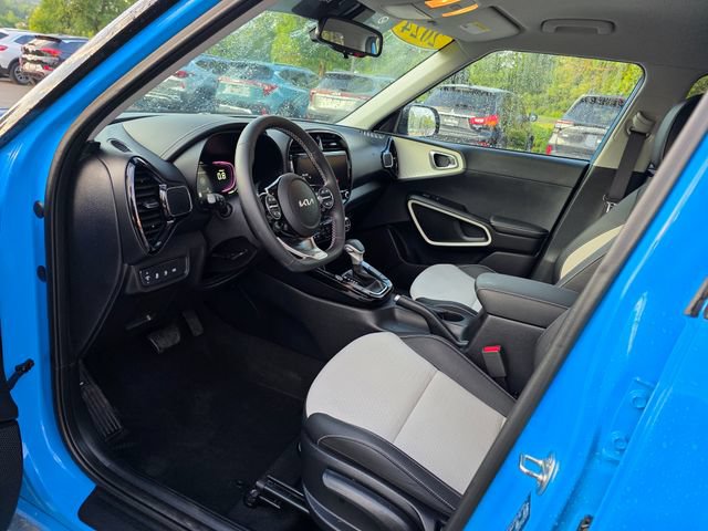 Certified 2024 Kia Soul GT-Line FWD image 14