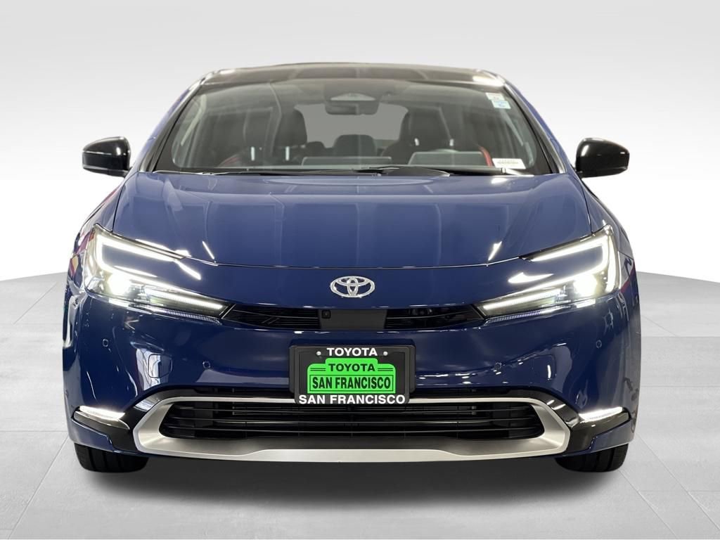 Used 2025 Toyota Prius XSE Premium image 8