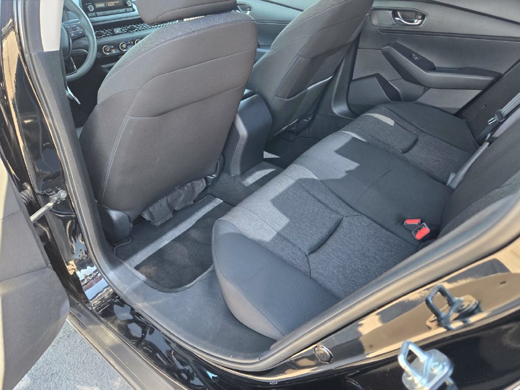Used 2023 Honda Accord LX image 12