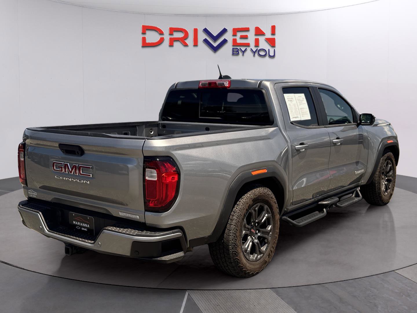 Used 2024 GMC Canyon Elevation w/ Elevation Premium Package RWD image 5