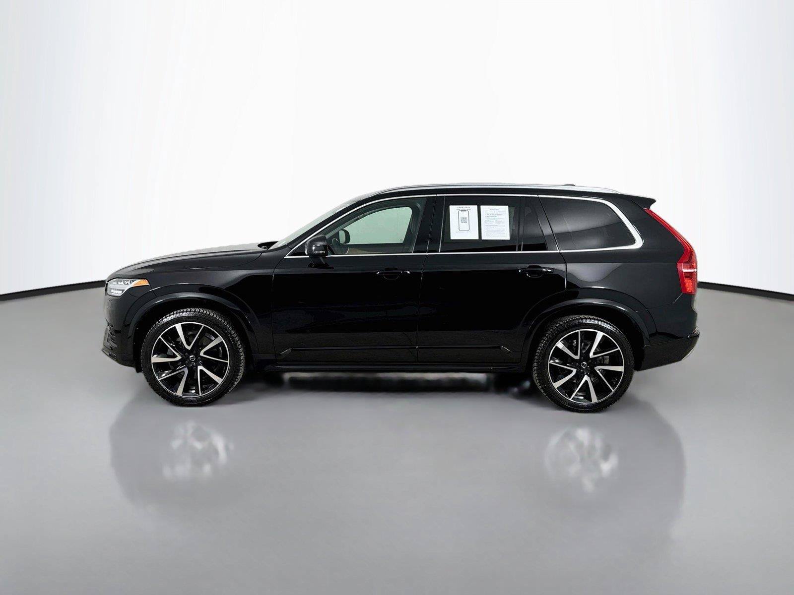 Used 2021 Volvo XC90 T6 Momentum w/ Climate Package AWD/4WD image 10