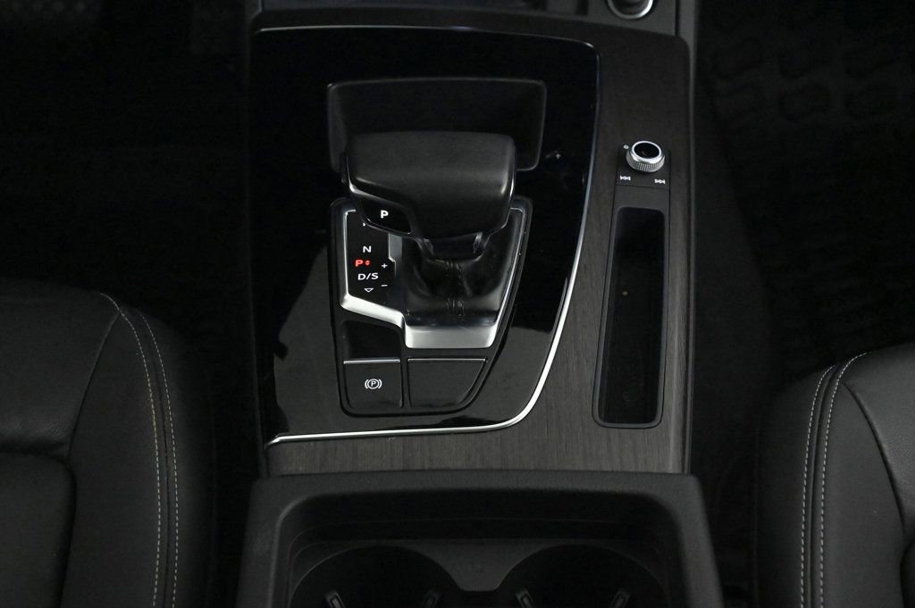 Certified 2023 Audi Q5 2.0T Premium w/ Convenience Package image 14