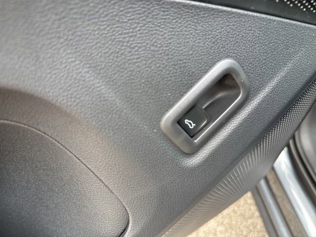 New 2026 Volkswagen Tiguan SE R-Line image 20