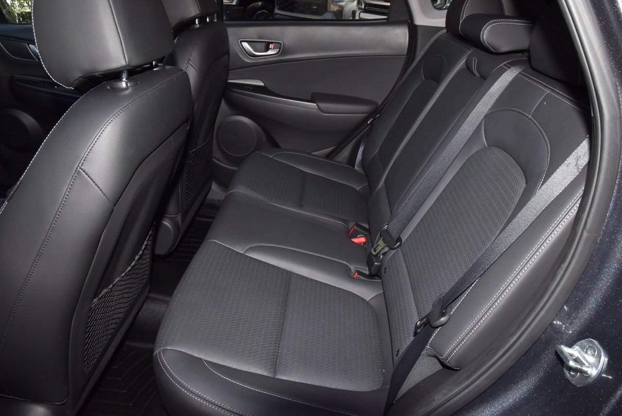 Used 2020 Hyundai Kona Limited AWD/4WD image 14