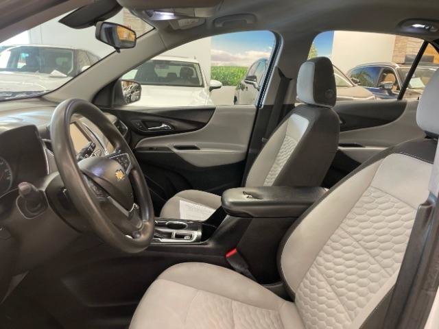 Used 2018 Chevrolet Equinox LS FWD image 7