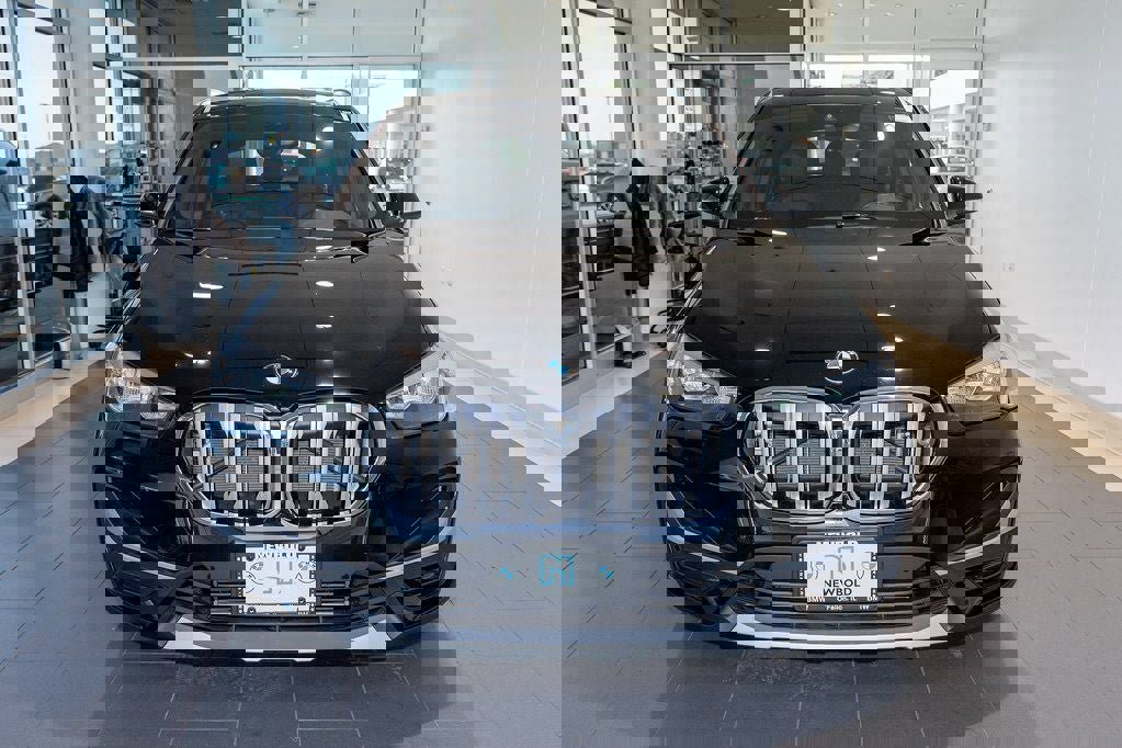 Used 2021 BMW X1 xDrive28i w/ Convenience Package image 2