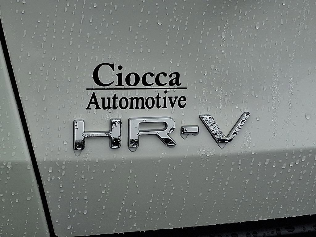 Used 2025 Honda HR-V LX image 30