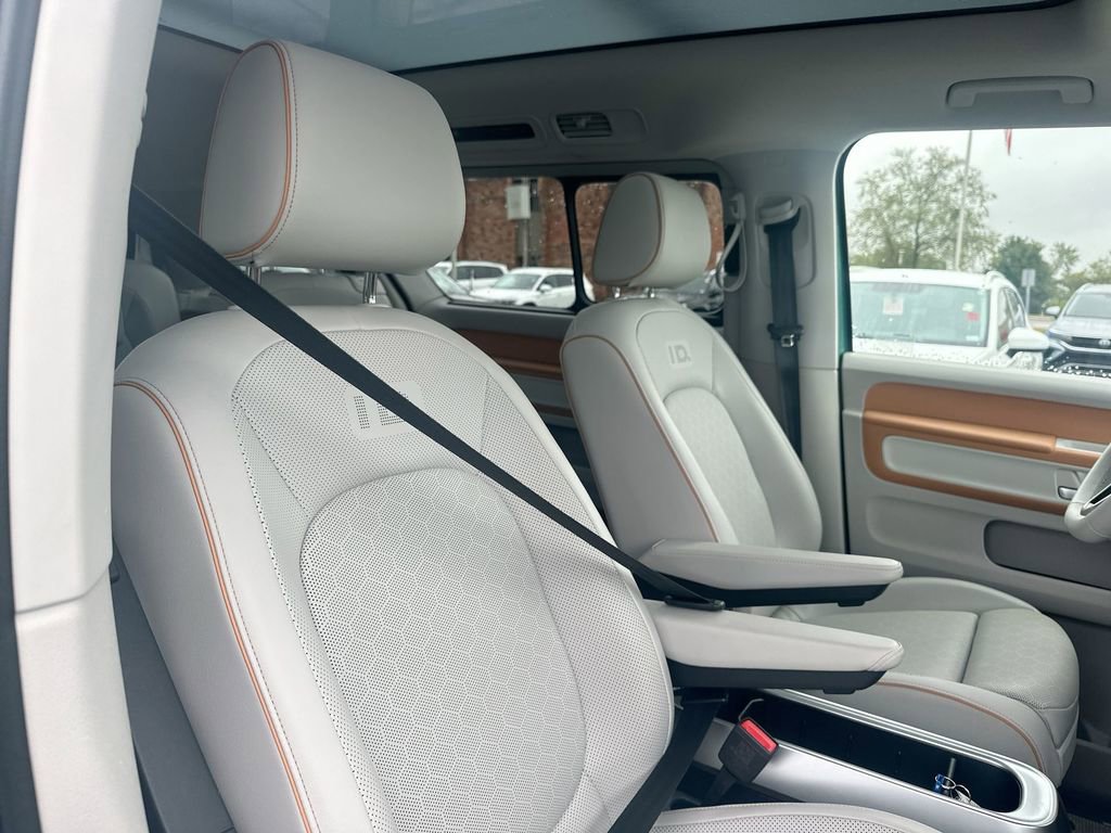 New 2025 Volkswagen ID. Buzz 1st Edition image 54