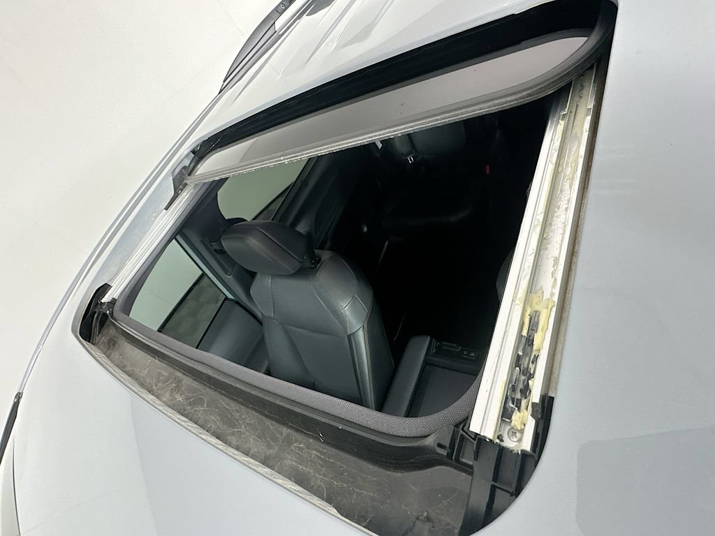 Certified 2023 Toyota Sienna XSE w/ XSE Plus Package AWD/4WD image 21