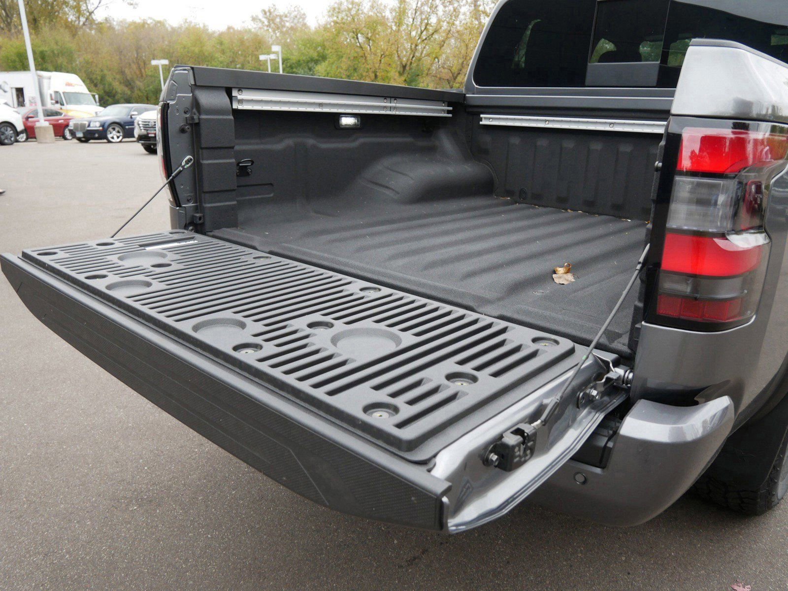 New 2026 Nissan Frontier PRO-4X w/ Pro-4x Convenience Package image 5