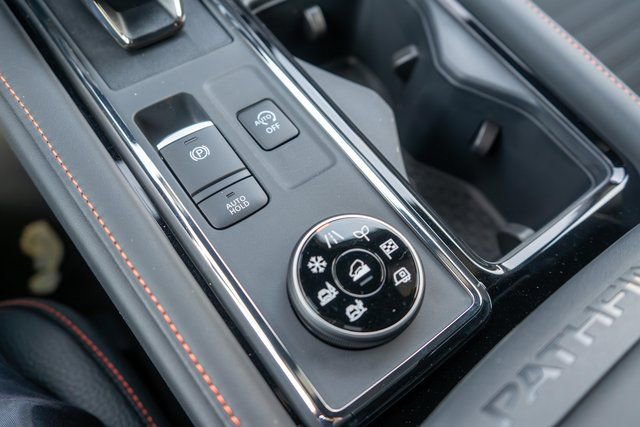 New 2026 Nissan Pathfinder Rock Creek AWD/4WD image 27