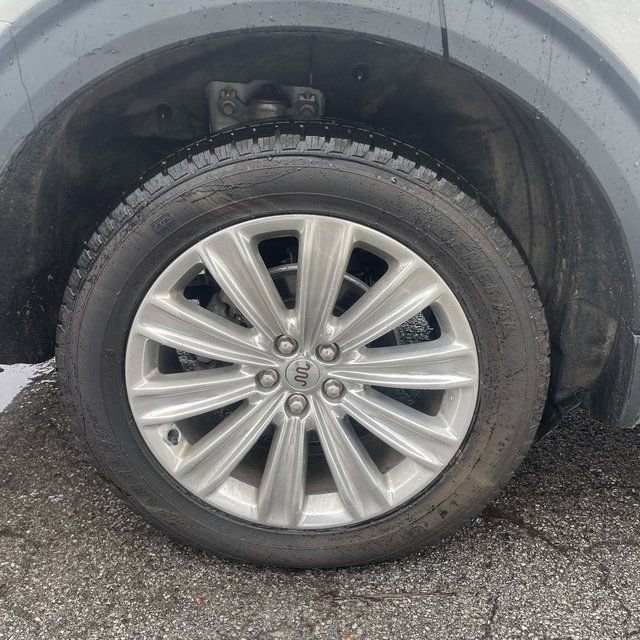 Used 2022 Ford Explorer King Ranch w/ Premium Technology Package image 21