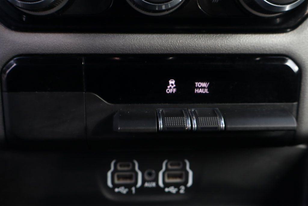 Used 2024 RAM 1500 Laramie RWD image 40