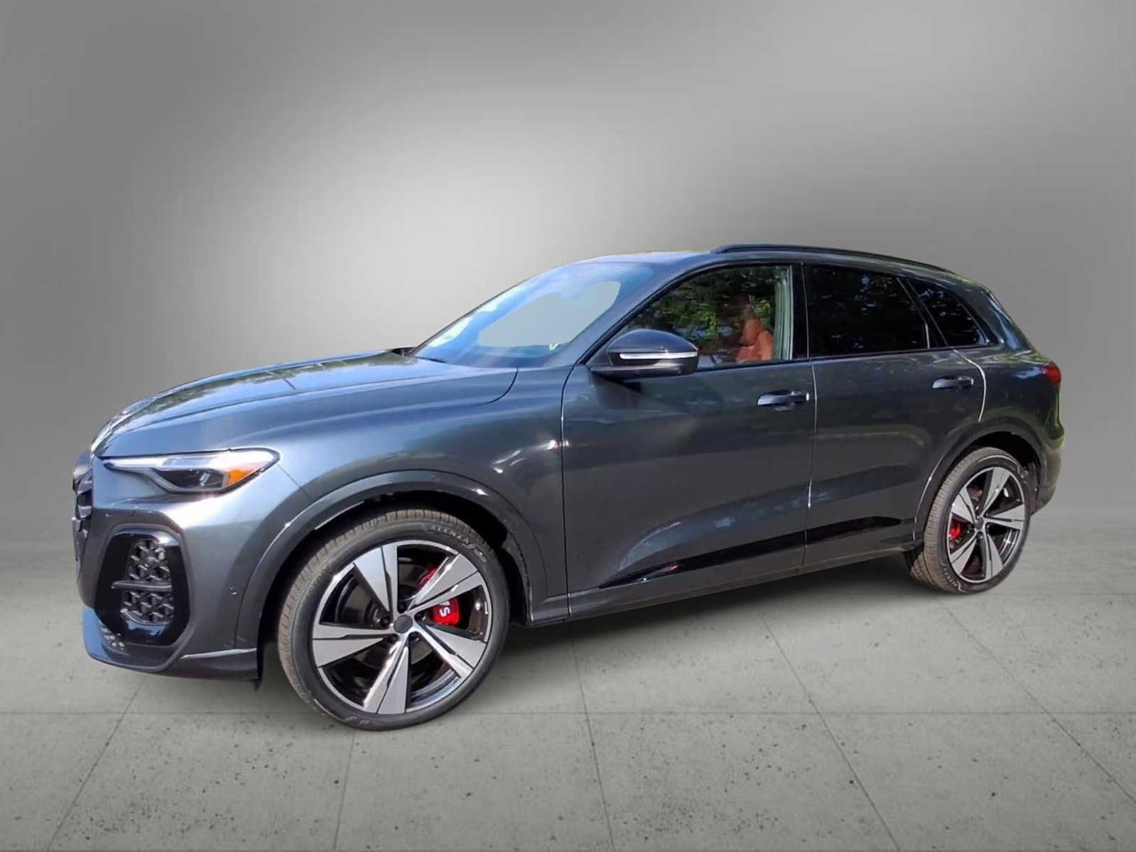 New 2026 Audi SQ5 Prestige AWD/4WD image 4