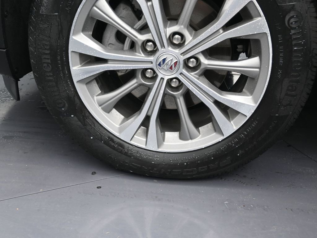 Used 2023 Buick Envision Preferred image 12