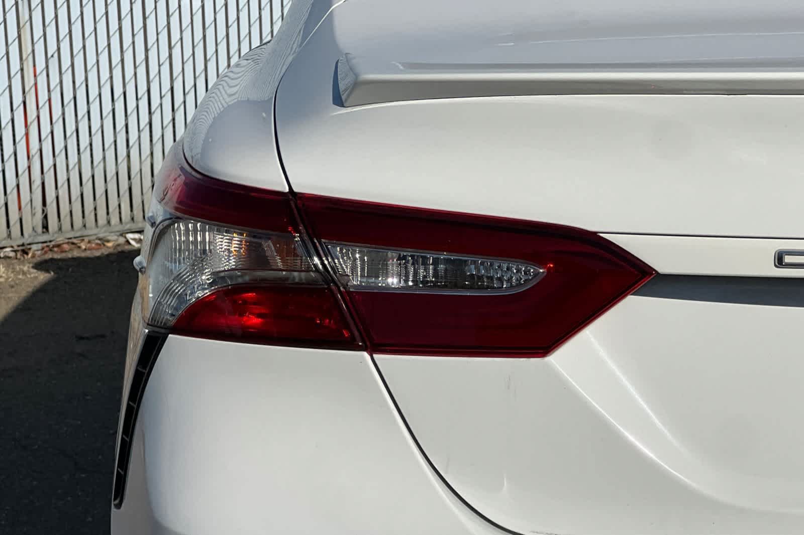 Used 2019 Toyota Camry SE w/ Audio Package FWD image 23