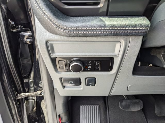 Used 2025 Ford F150 Lightning Flash AWD/4WD image 30