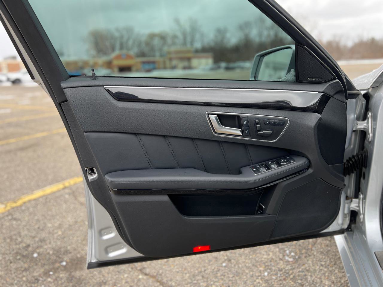 Used 2013 Mercedes-Benz E 350 E350 4MATIC Sedan image 13