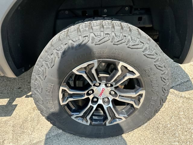 Used 2024 GMC Canyon AT4 AWD/4WD image 45