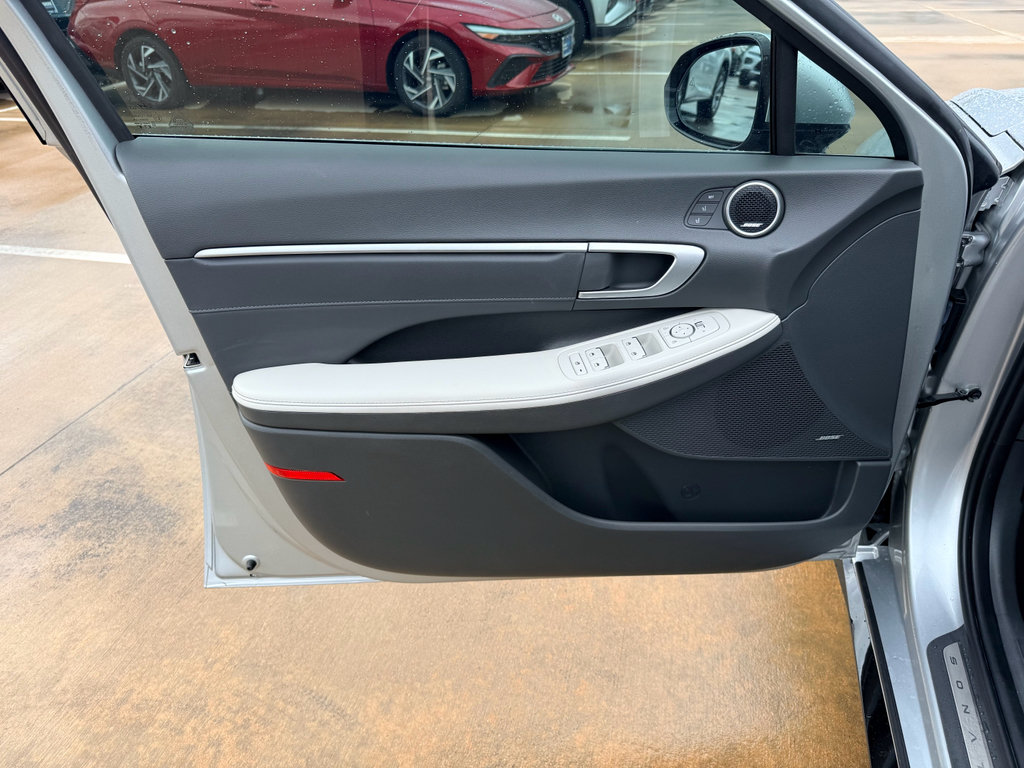 Used 2024 Hyundai Sonata Limited FWD image 9