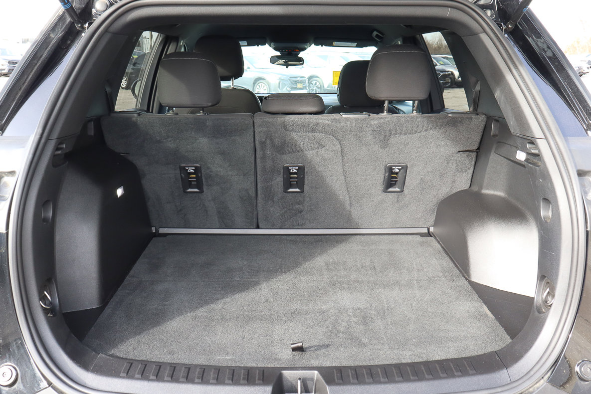 Used 2025 Chevrolet Equinox LT FWD image 9