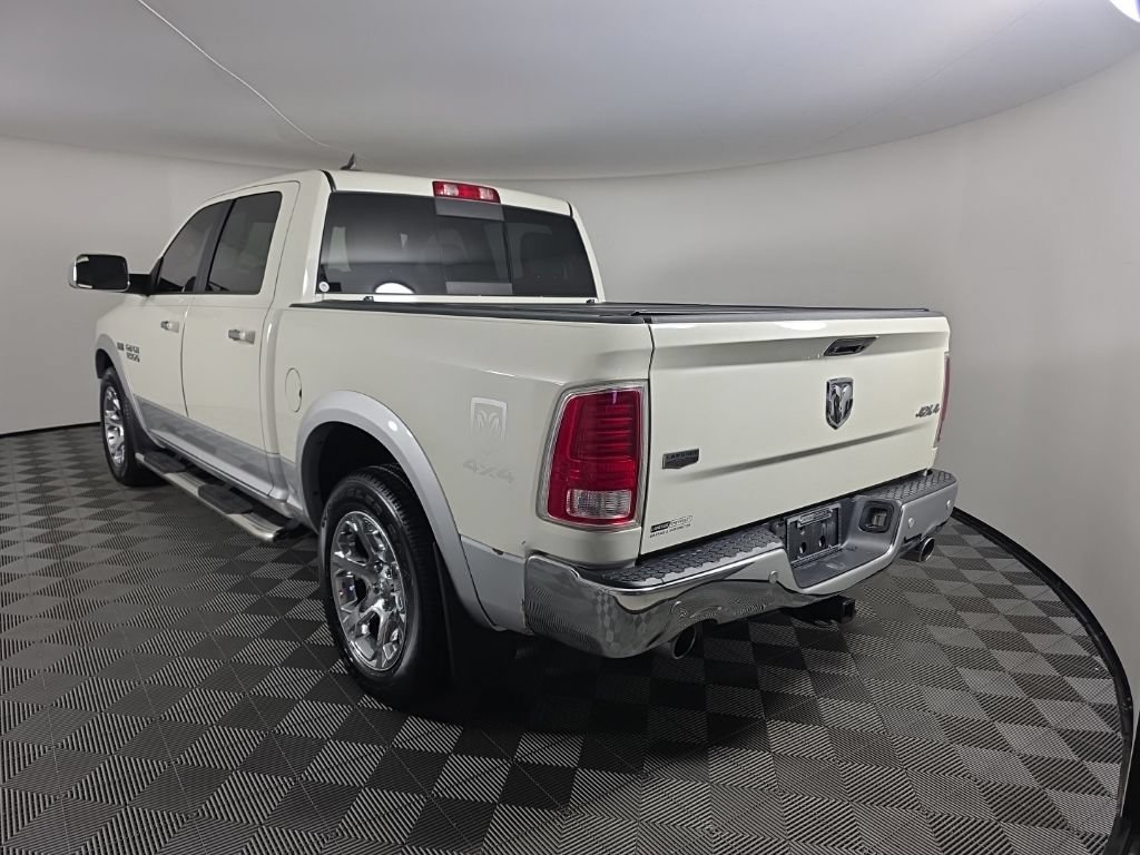 Used 2017 RAM 1500 Laramie w/ Convenience Group AWD/4WD image 3
