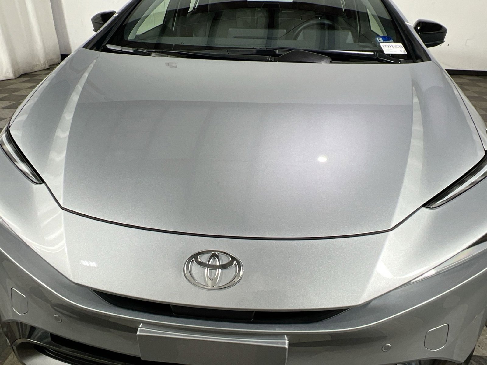 Used 2024 Toyota Prius XLE image 12