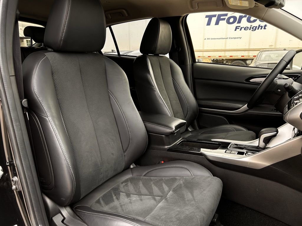 Used 2025 Mitsubishi Eclipse Cross SE image 25