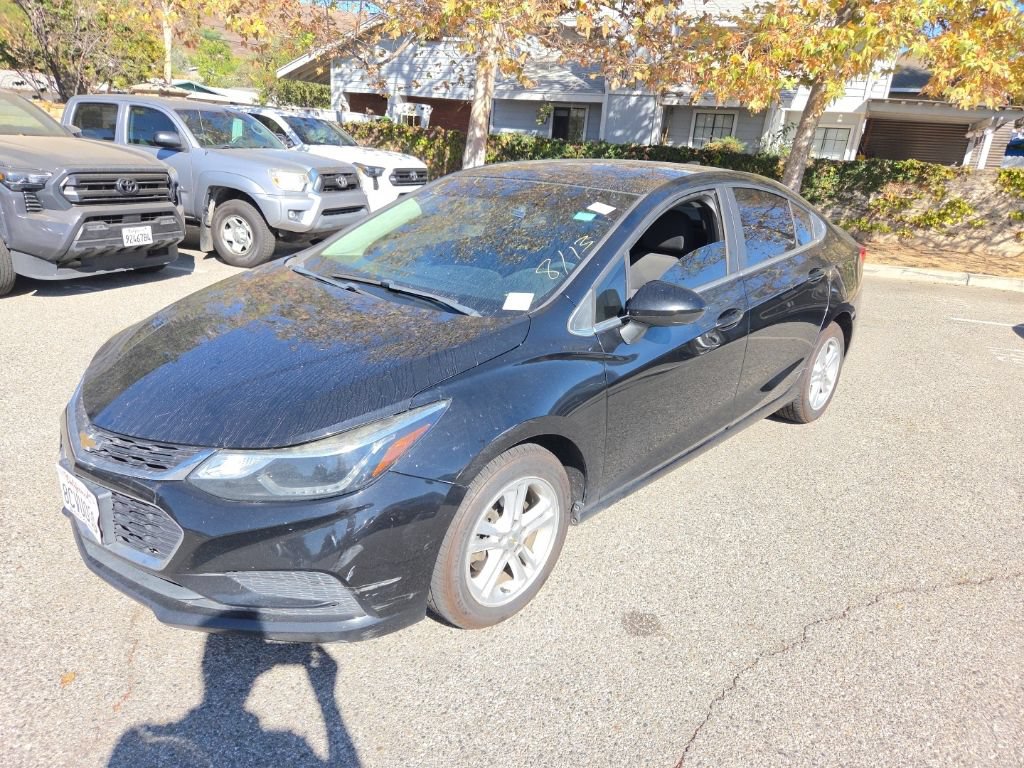 Used 2017 Chevrolet Cruze LT w/ Convenience Package FWD image 1