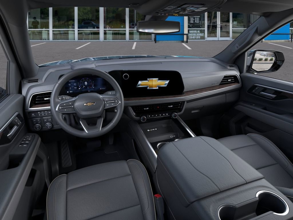 New 2026 Chevrolet Suburban Premier w/ Sun And Tow Package AWD/4WD image 18