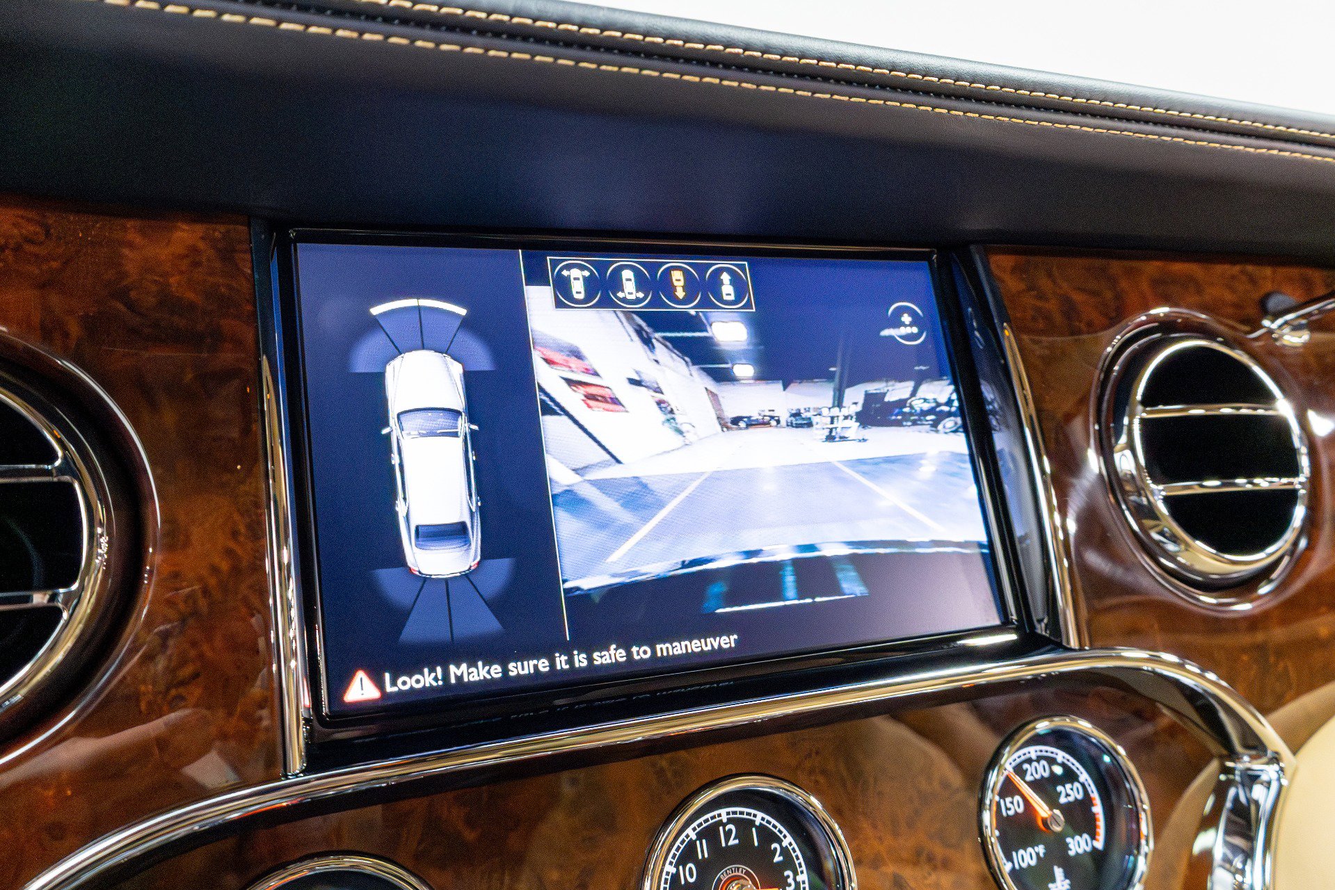 Used 2017 Bentley Mulsanne image 85