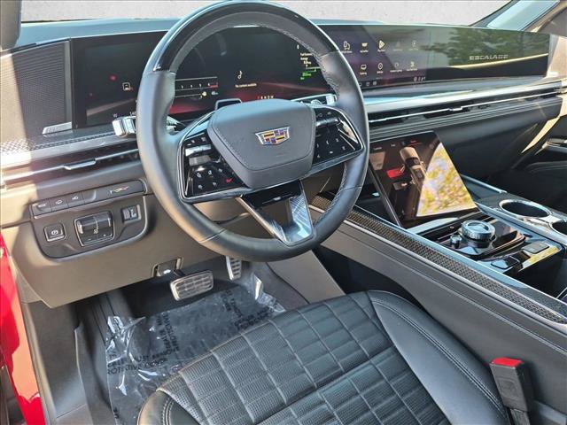 Used 2025 Cadillac Escalade ESV V AWD/4WD image 9